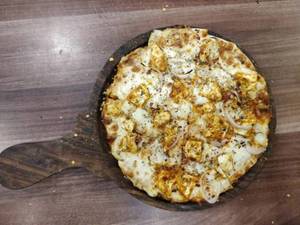 Garlic Paneer Pizza ( 8 Inches )