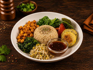 BROWN RICE BUDDHA BOWL