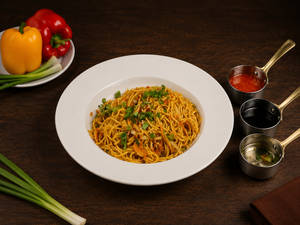 Plain Veg Hakka Noodles