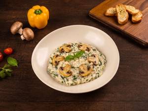 Spinach Risotto with Sauteed Mushroom