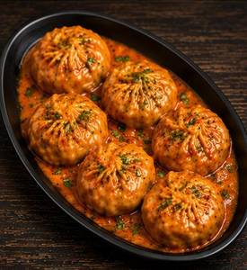 Veg Makhani Momos (6pcs)