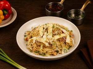 Plain Chicken Hakka Noodles