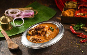 Usilampatti Nattu Kozhi Kulambu