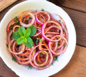 Onion Salad (slice + Laccha Onion Spicy)