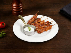 Grilled Chicken Shish Taouk [5 Pieces]