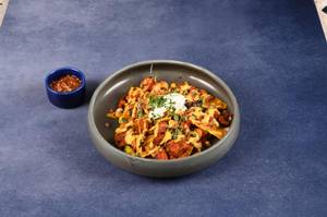 Tandoori Chicken And Chipotle Nachos