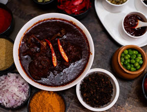 Dhakai Poda Mangsho