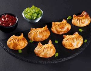 Veg Fried Momo (6 Pcs)