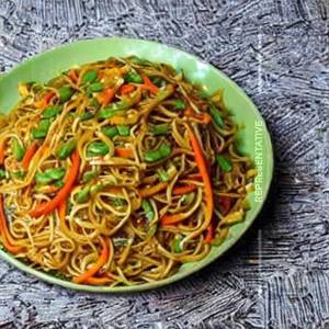 Schezwan Veg Noodles