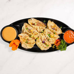 Cheese Corn Momos  [6 Pieces]