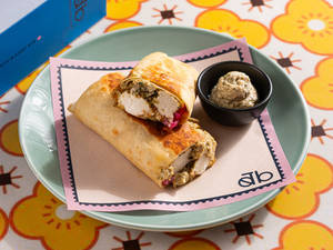 Thecha Paneer Roll