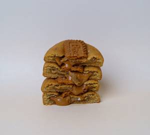 Biscoff Stuffed Cookie
