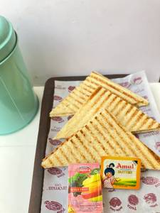 Toast With Butter & Preserves