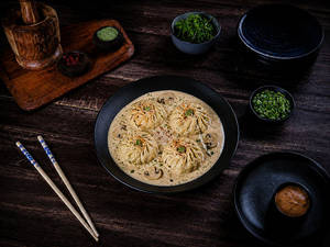 Italian Cheese Sauce Mushroom & Cheese Momo