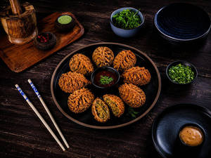 Veg Kurkure Momo