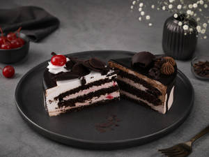 Black Forest & Chocolate Cream Pastry