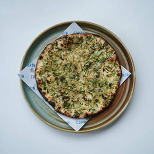 Single Green Chilli Garlic Naan