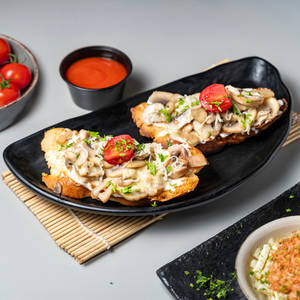Mushroom Toast (2 Pcs)