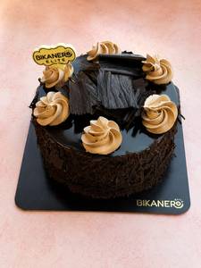 Chocolate Flakes Cake