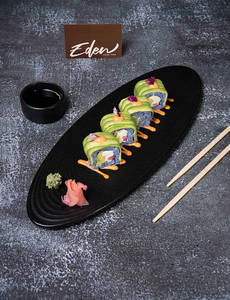 Avocado Cream Cheese Sushi  [4 Pieces]