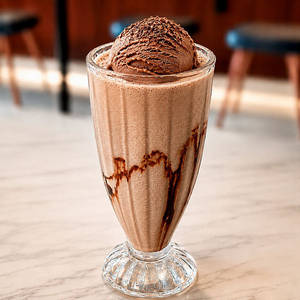 Cold Coffee With Chocolate Icecream