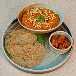 Sev Tamatar Nu Shak Lehsun Jowar Rotla  Gunda Keri Achaar