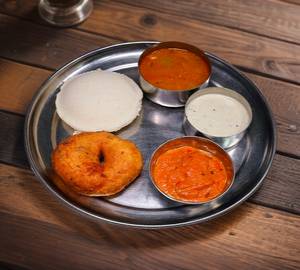 Idli (1 Pcs) Vada (1 Pcs)