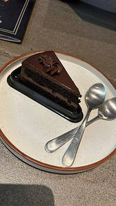 Milk Chocolate Truffle Pastry (eggless)