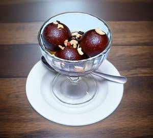 Gulab jamun