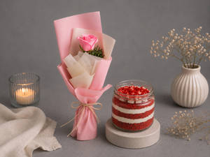 Velvet Blush Rose Jar