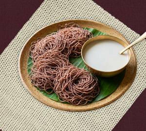 Healthy Ragi Idiyappam With Coconut Milk (4, Pcs)
