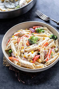 White Souce Pasta