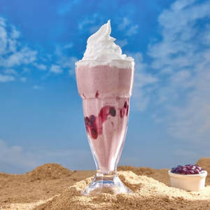Berry Delulu Shake