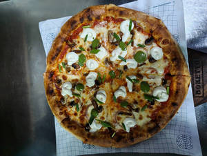 Super Nova Pizza