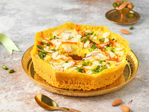 Ghewar Kesar Malai