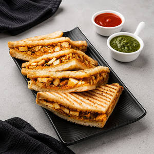 Paneer Makhni Sandwich