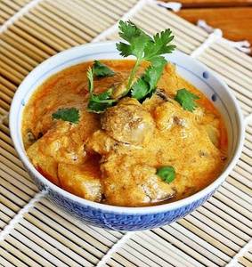 Aloo Mushroom Curry