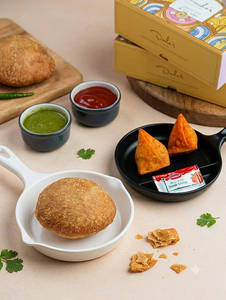 Dal Kachori And Mini Masala Samosa Combo