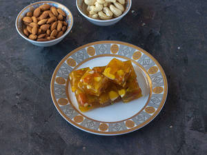 Dryfruit Badami Halwa