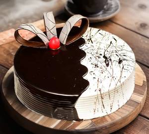 Chocolate Vanilla Cake