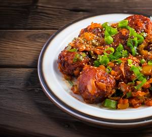 Veg manchurian dry