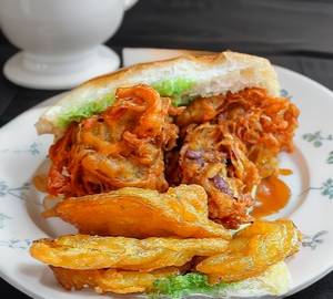 Bhajiya Pav ( 4 Pcs.)