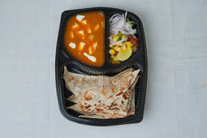 Paneer Kadai With 2 Paratha