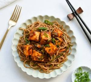 Paneer Chilli Veg Noodle