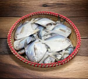 Fresh Pomfret Fish whole (Bengali cut Cleaned)500gm 4-5pic