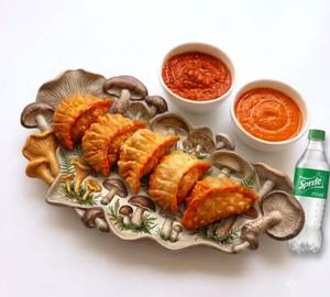 Combo Fried Mushroom Momos 5-Pieces & Sprite 250Ml