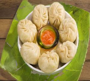 Veg momos steamed [12 pieces]