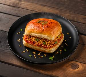Masala Cheese Sev Pav