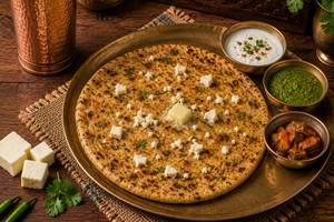 Paneer Da Paratha
