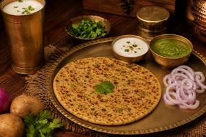 Aloo Pyaz Da Paratha
